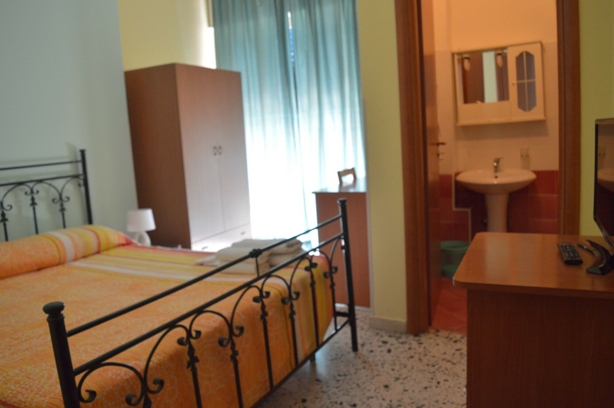 B&B Scalea Rooms Εξωτερικό φωτογραφία